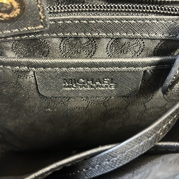 Michael Kors Sheila Large Satchel with Gold Color Accent - Picture 16 of 16